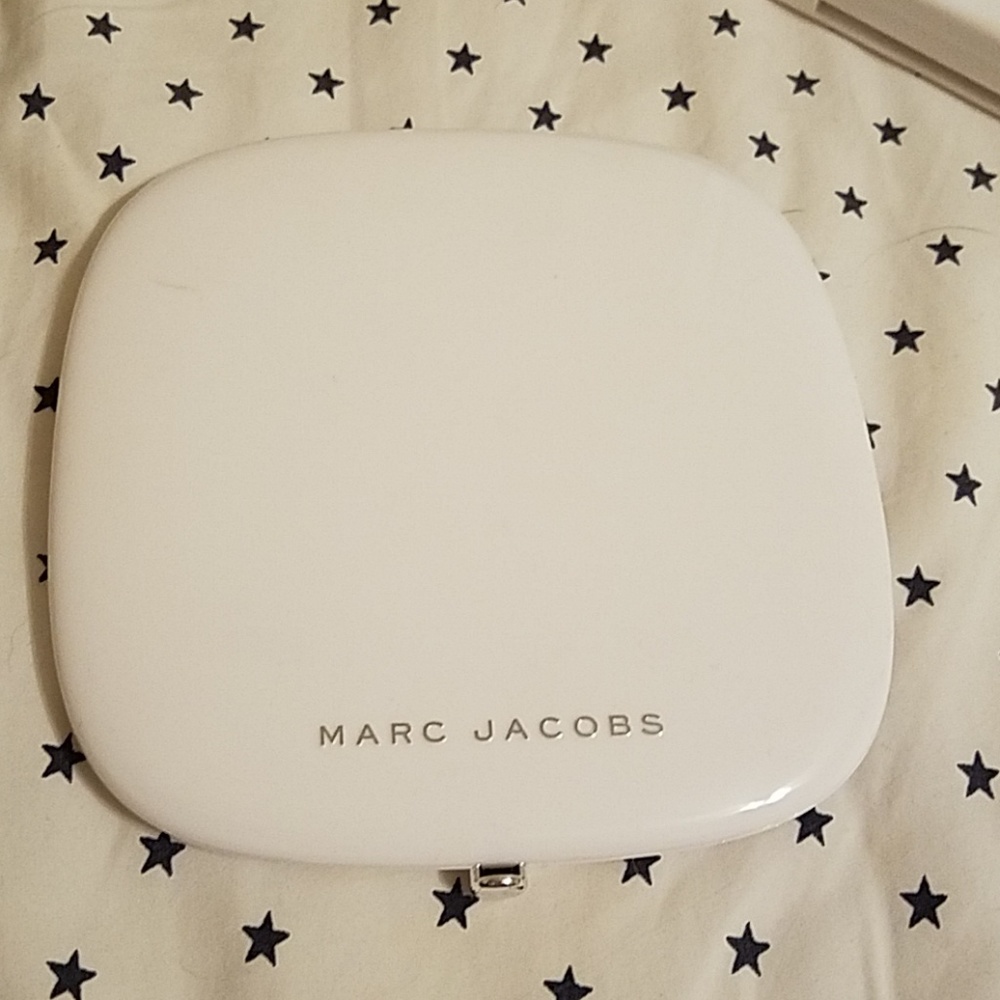 Marc Jacob's O!mega Bronze in tan-tastic